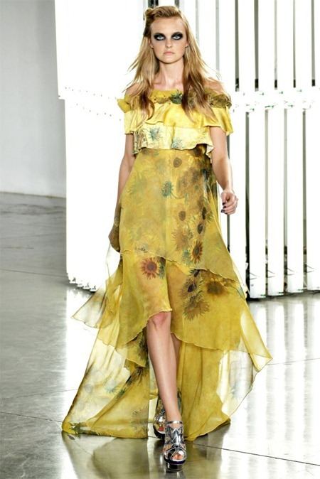 NEW YORK FASHION WEEK: RODARTE SPRING 2012
