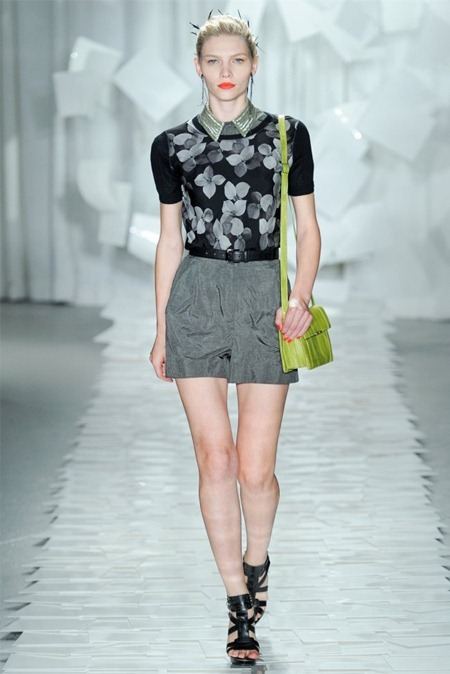NEW YORK FASHION WEEK: JASON WU SPRING 2012