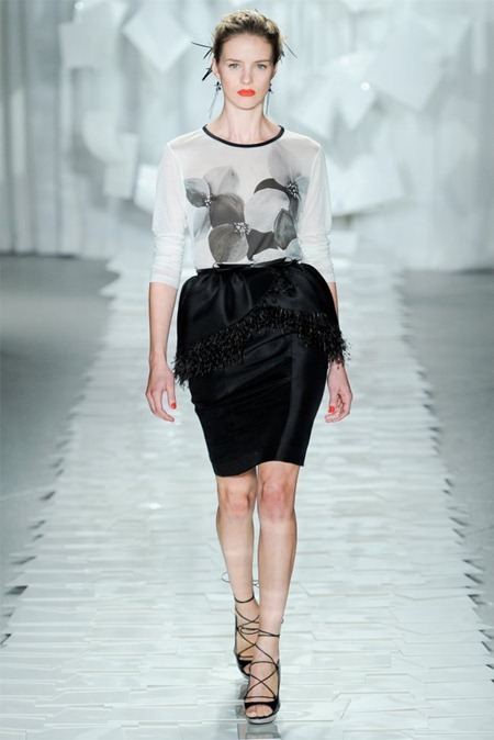 NEW YORK FASHION WEEK: JASON WU SPRING 2012