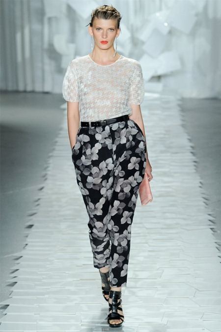 NEW YORK FASHION WEEK: JASON WU SPRING 2012
