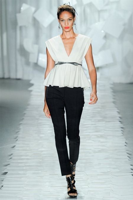 NEW YORK FASHION WEEK: JASON WU SPRING 2012
