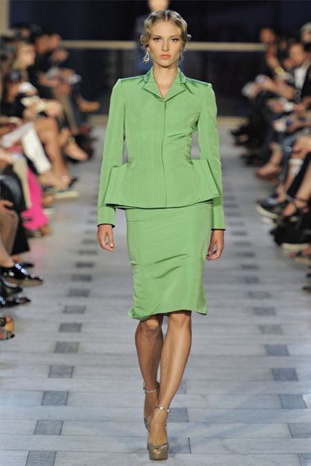 NEW YORK FASHION WEEK: ZAC POSEN SPRING 2012