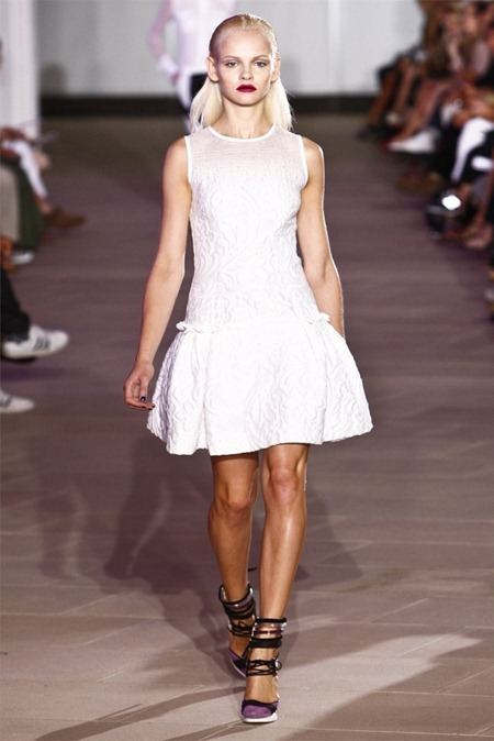 NEW YORK FASHION WEEK: PRABAL GURUNG SPRING 2012
