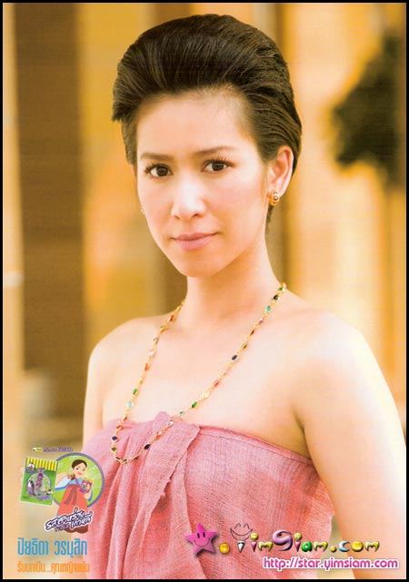 ในปี 2555 นี้...จะได้ชมละครของ"พี่ป๊อก ปิยะธิดา"หรือเปล่าค่ะ