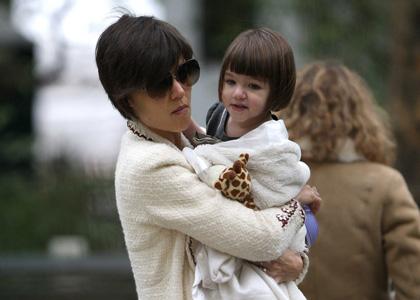 สาวน้อยร้อยล้าน Suri Cruise ลูกสาว ของtom cruise