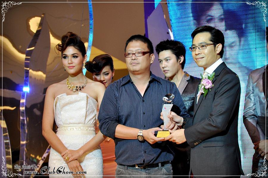 ชมพู่ อารยา สวยสง่าดุจนางพญา