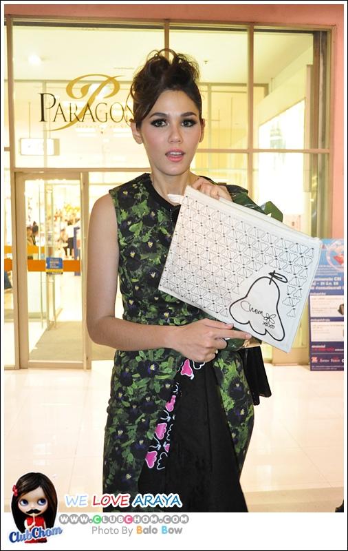 ชมพู่ อารยา ในชุดใส่กลับบ้านน่ารักมากๆ
