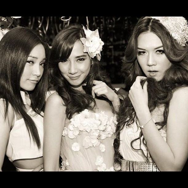 "เมย์ เฟื่องอารมย์"...เปรี้ยวๆเก๋ๆ @Instagram