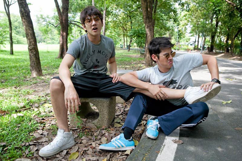 'มาริโอ้-เม้าส์' กอดคอปั่นจักรยาน รับโอโซนชุ่มปอด รอบสวนรถไฟ