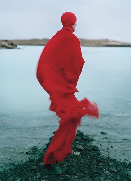 W MAGAZINE: TILDA SWINTON BY PHOTOGRAPHER TIM WALKER