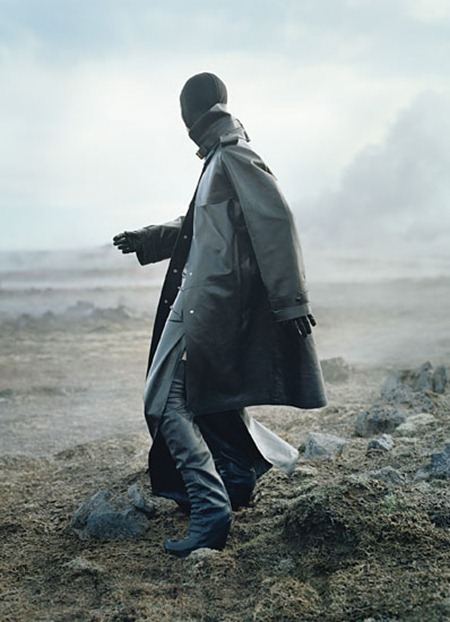 W MAGAZINE: TILDA SWINTON BY PHOTOGRAPHER TIM WALKER