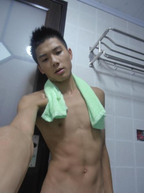 หนุ่มเอเชียสุดฮอท