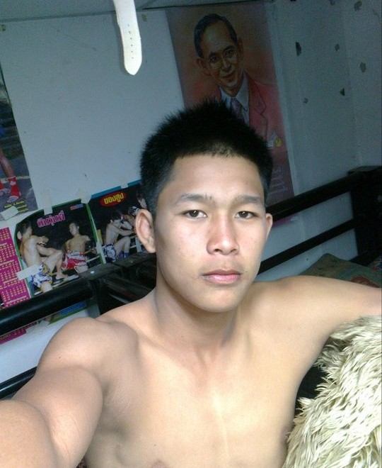 นักมวยหล่ออย่างนี้เชียร์ใจขาด