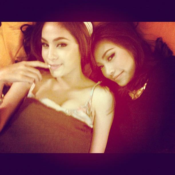 "ขวัญ อุษามณี" และพ้องเพื่อน @Instagram