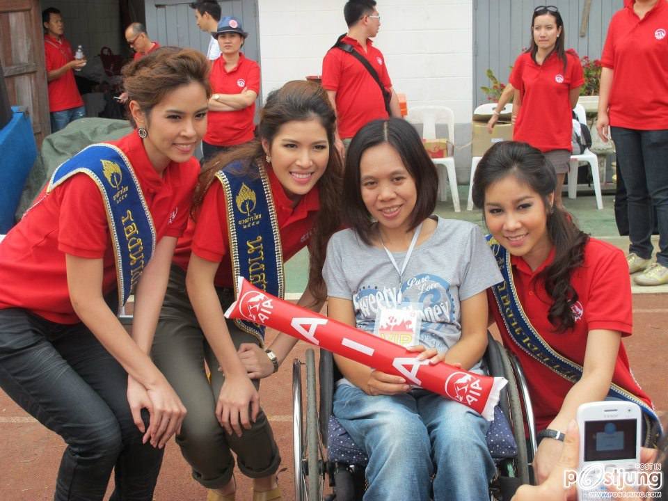 คณะนางสาวไทย คณะนางสาวไทย ร่วมงาน เอไอเอ ล้านนาเกมส์ และงานวันเด็ก จ.เชีบงใหม่
