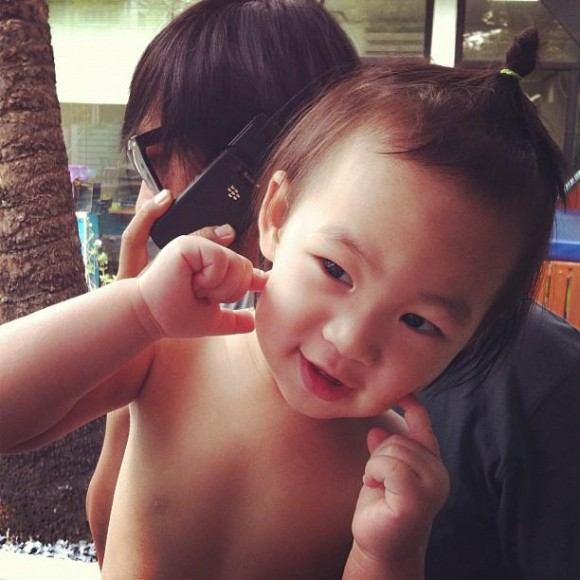 อัพเดท...ภาพความน่ารักของ"น้องออกัส - น้องออการ์"ลูก"เฮียเปิ้ล นาคร"