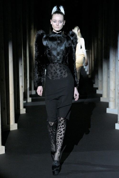 Mugler Woman by Nicola Formichetti Fall/Winter 2011.12 runway show. Fuck yeah!