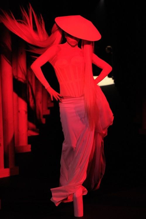 Mugler Woman by Nicola Formichetti Fall/Winter 2011.12 runway show. Fuck yeah!