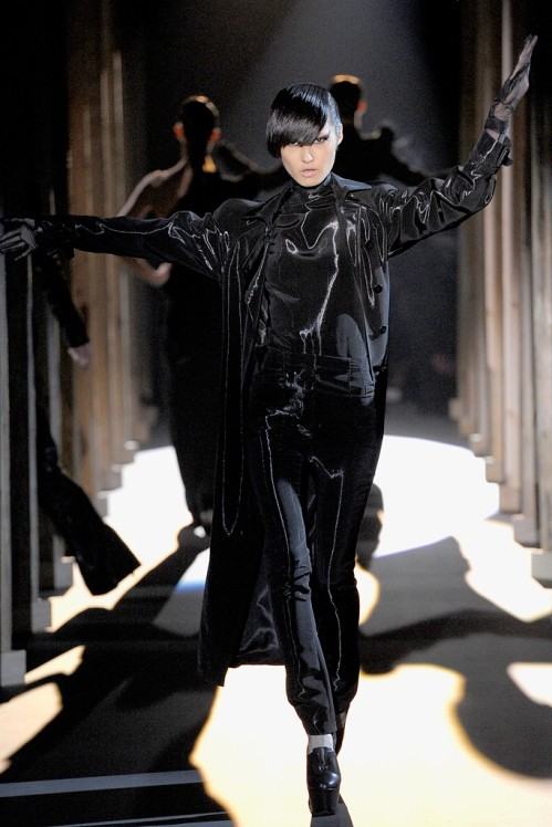 Mugler Woman by Nicola Formichetti Fall/Winter 2011.12 runway show. Fuck yeah!