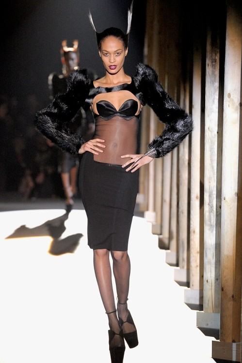 Mugler Woman by Nicola Formichetti Fall/Winter 2011.12 runway show. Fuck yeah!