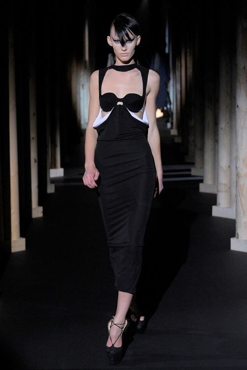Mugler Woman by Nicola Formichetti Fall/Winter 2011.12 runway show. Fuck yeah!
