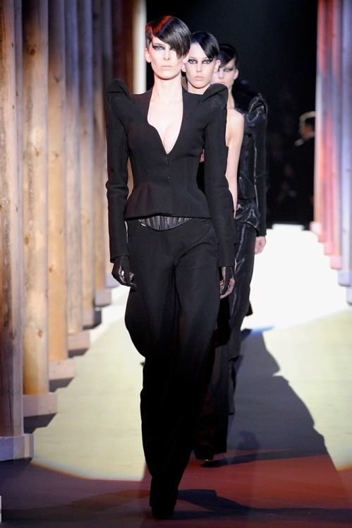 Mugler Woman by Nicola Formichetti Fall/Winter 2011.12 runway show. Fuck yeah!