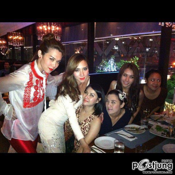 สวยเริ่ด"พี่อั้ม พัชราภา" หลังงาน ZULEX 10th Year Anniversary 18-01-12!!