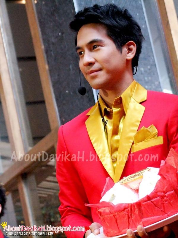 [PICS] โป๊ป ธนวรรธน์ และใหม่ ดาวิกา ในงาน China's Best 2012 at CentralFoodHall CTW