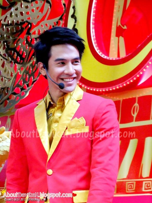 [PICS] โป๊ป ธนวรรธน์ และใหม่ ดาวิกา ในงาน China's Best 2012 at CentralFoodHall CTW