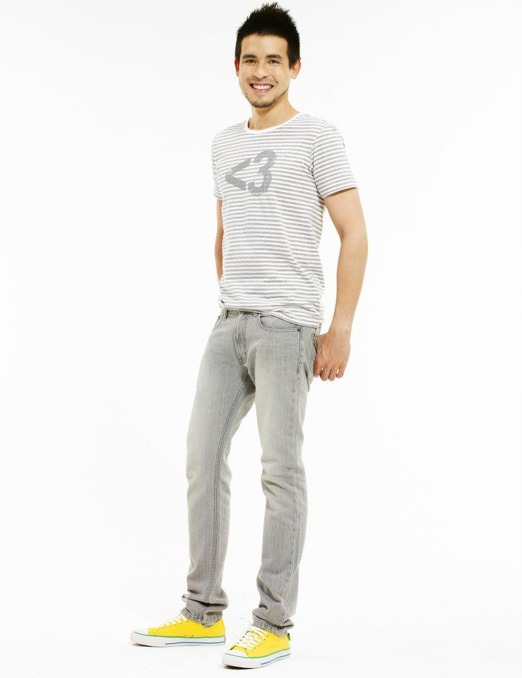 [[Pic]] รวมภาพแฟชั่น AIIZ LOVE CHARITY ของ กัน-มัดหมี่ โตโน่-ริท เต้ย-นท และอีกหลายท่านค่ะ ^^