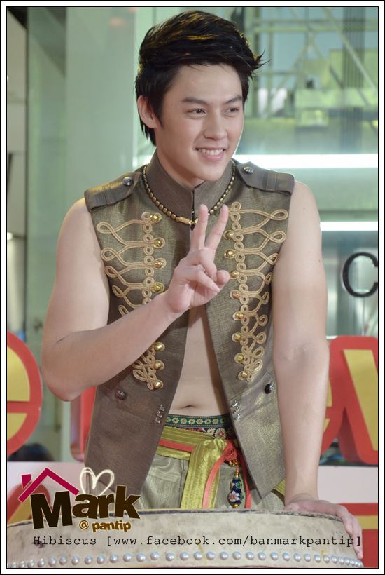 หมาก-ปริญ / มาริโอ้ / เคน-ภูภูมิ งานThe Great Chinese New Year 2012 @ CTW