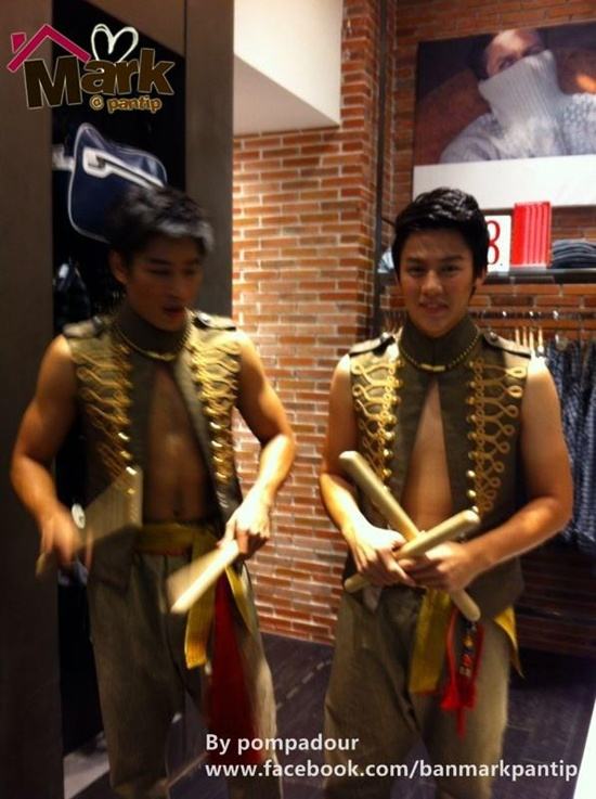 หมาก-ปริญ / มาริโอ้ / เคน-ภูภูมิ งานThe Great Chinese New Year 2012 @ CTW