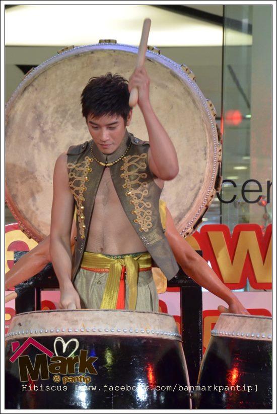 หมาก-ปริญ / มาริโอ้ / เคน-ภูภูมิ งานThe Great Chinese New Year 2012 @ CTW