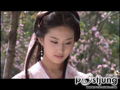หลิวอี้เฟย - Liu Yi Fei ยอดนางเอกซีรีย์อันดับ 1 ของจีนในขณะนี้