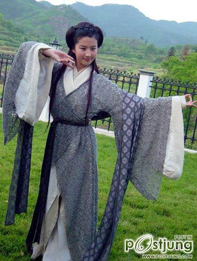 หลิวอี้เฟย - Liu Yi Fei ยอดนางเอกซีรีย์อันดับ 1 ของจีนในขณะนี้