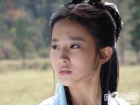 หลิวอี้เฟย - Liu Yi Fei ยอดนางเอกซีรีย์อันดับ 1 ของจีนในขณะนี้