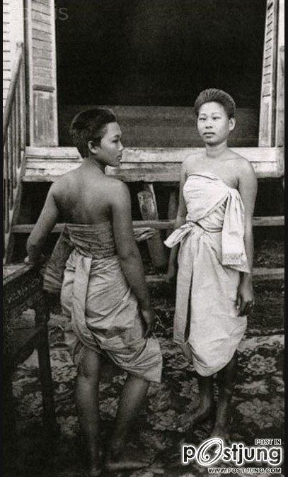 การแต่งกายของสตรีชาวกัมพูชาเมื่อเกือบร้อยปีก่อน