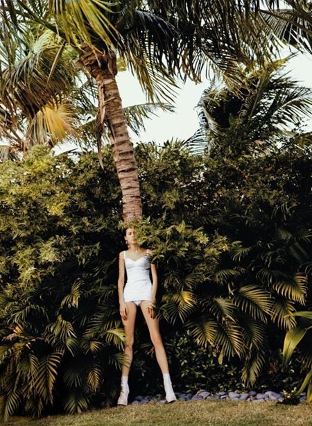 MARIE CLAIRE ITALIA: YULIA KHARLAPANOVA BY PHOTOGRAPHER JOHAN SANDBERG