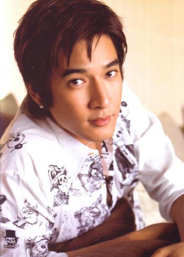 “ปุ๊กลุก” ยันเอง “วี” ไม่ได้กิ๊ก “ใบเตย อาร์สยาม” บอกฝ่ายชายคิดแค่น้องสาว