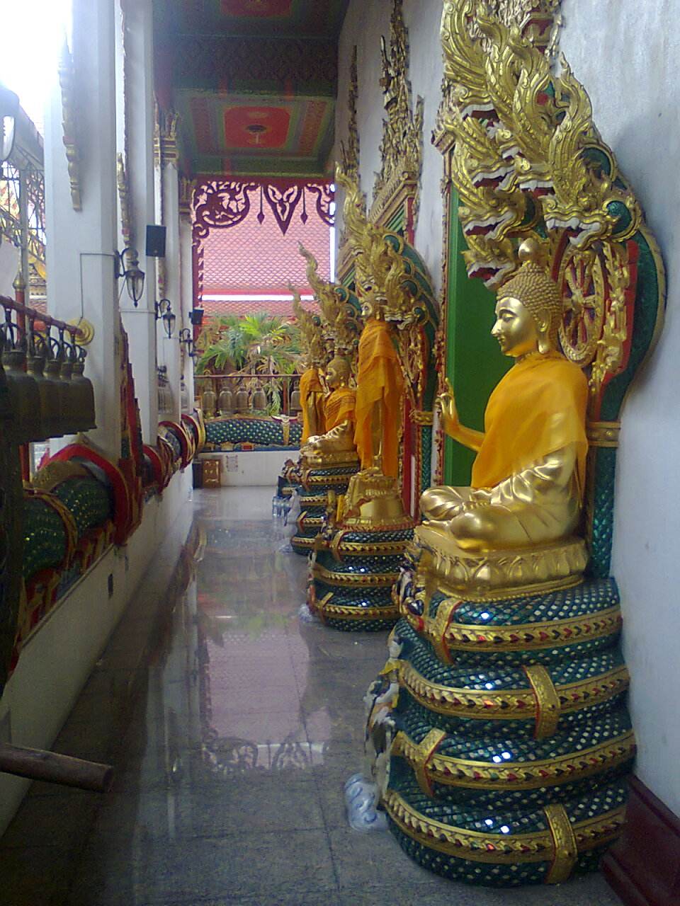 พระตามปีเกิด