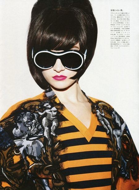 VOGUE JAPAN: JACQUELYN JABLONSKI & HANNAH HOLMAN BY PHOTOGRAPHER BEN HASSETT