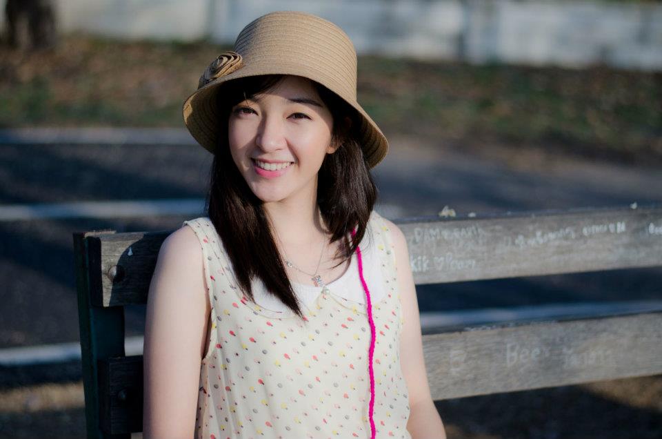 พี่เนย สาวขอนแก่น ขาวใสวิ๊ง 2