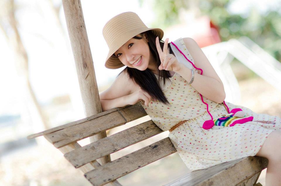 พี่เนย สาวขอนแก่น ขาวใสวิ๊ง 2