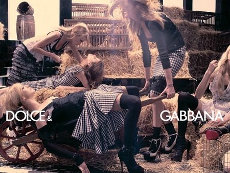 WE &hearts; DOLCE & GABBANA*: CAROLINE TRENTINI, RAQUEL ZIMMERMANN, DOUTZEN KROES & LILY DONALDSON BY PHOTO