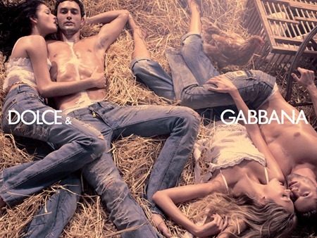 WE &hearts; DOLCE & GABBANA*: CAROLINE TRENTINI, RAQUEL ZIMMERMANN, DOUTZEN KROES & LILY DONALDSON BY PHOTO