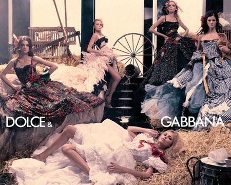 WE &hearts; DOLCE & GABBANA*: CAROLINE TRENTINI, RAQUEL ZIMMERMANN, DOUTZEN KROES & LILY DONALDSON BY PHOTO