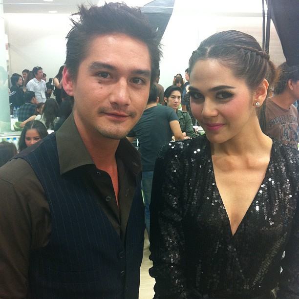 Chompoo Araya w/ friend @Instagram