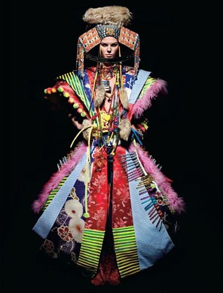 VOGUE RUSSIA: MARYNA LINCHUK BY PHOTOGRAPHER PATRICK DEMARCHELIER