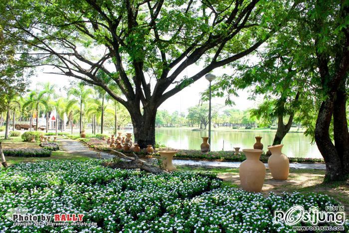 จาก"เมืองสกลนคร" สู่ "นครสกลนคร"