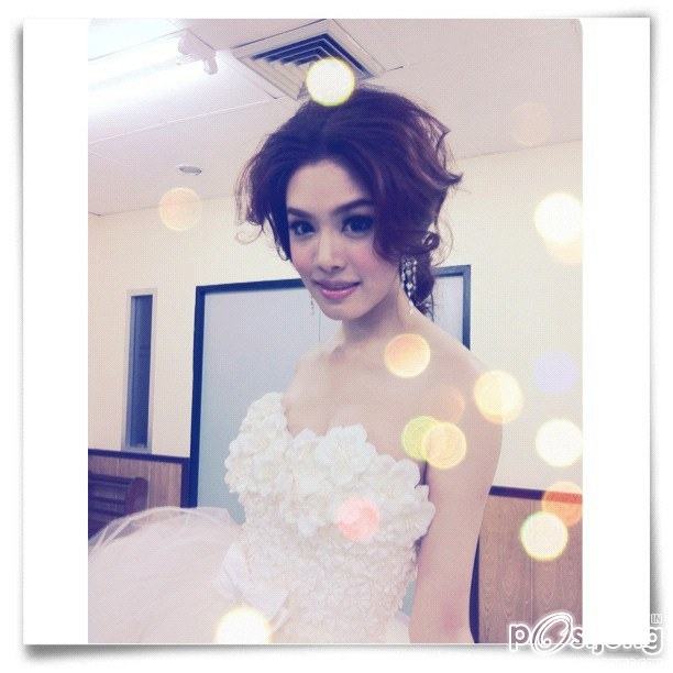 เกรซ ในชุดเจ้าสาว